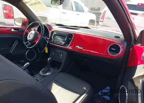 2012 Volkswagen Beetle 2.5L z USA, uszkodzony, nr VIN 3VWJP7AT9CM601746